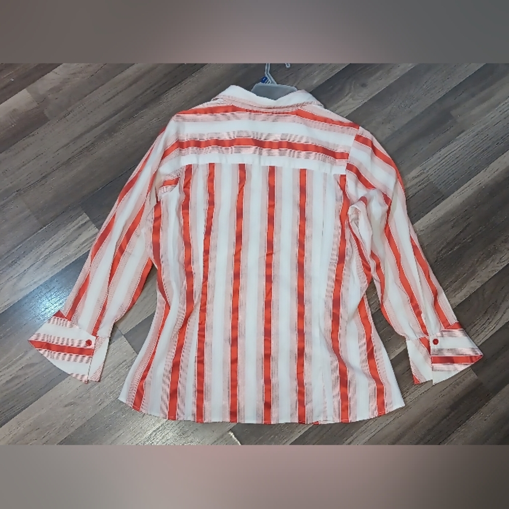 𝑫𝑶𝑻'𝒔 𝑺𝒕𝒓𝒆𝒕𝒄𝒉 𝑹𝒖𝒇𝒇𝒍𝒆/𝑩𝒆𝒍𝒍 𝑺𝒍𝒆𝒆𝒗𝒆 𝑩𝒍𝒐𝒖𝒔𝒆 - Picture 2 of 8
